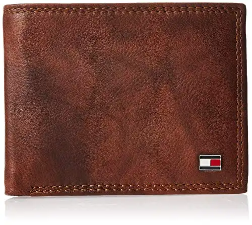 Tommy Hilfiger Leather Passcase Wallet