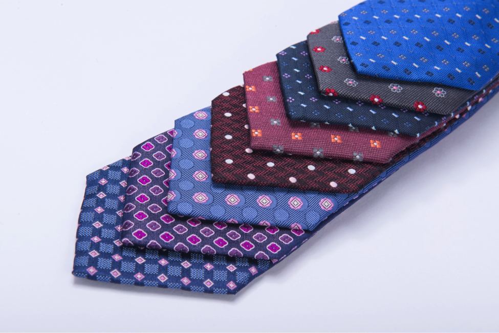 foulard silk tie