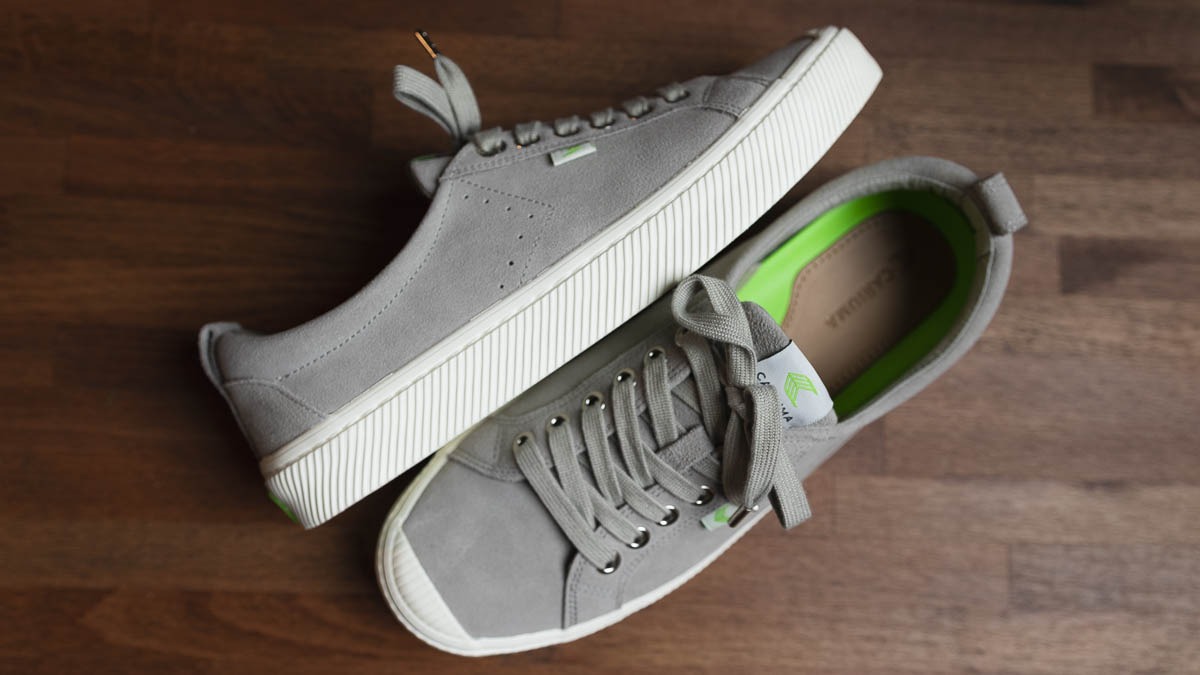 cariuma oca low grey