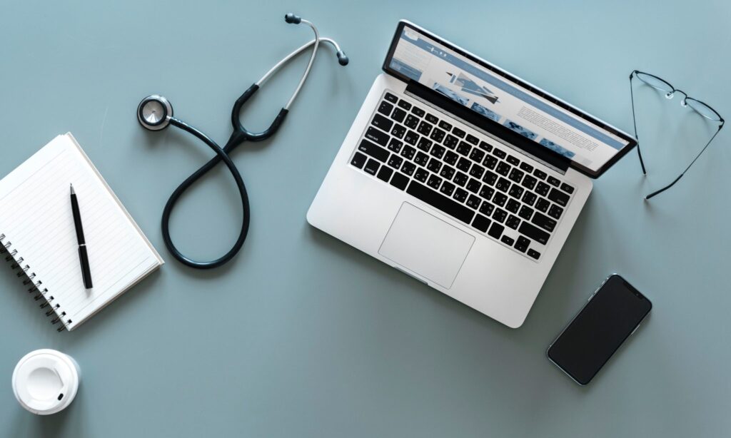 photo of doctor stethoscope