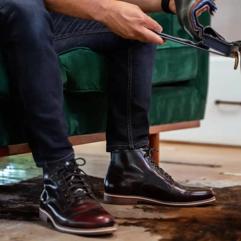 HELM Boots