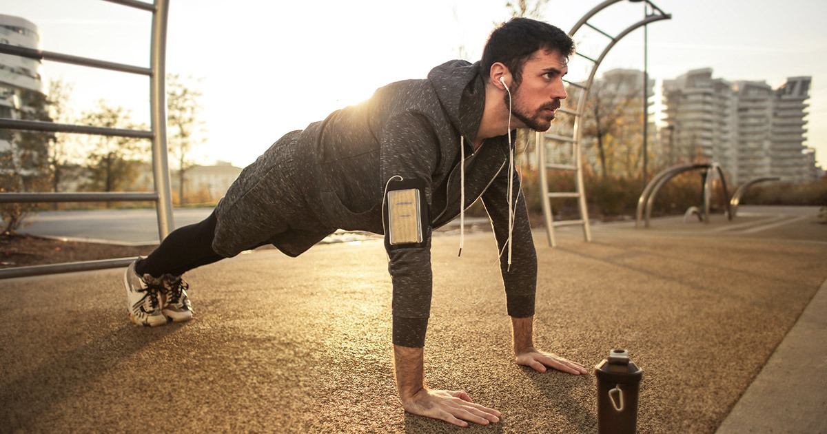 Buying Clothes While Losing Weight: 8 Easy-To-Follow Tips