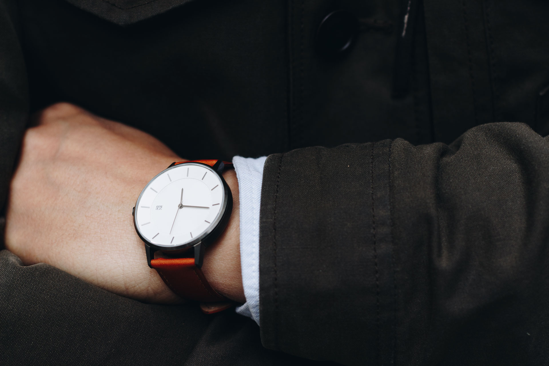Linjer classic watch with tan strap