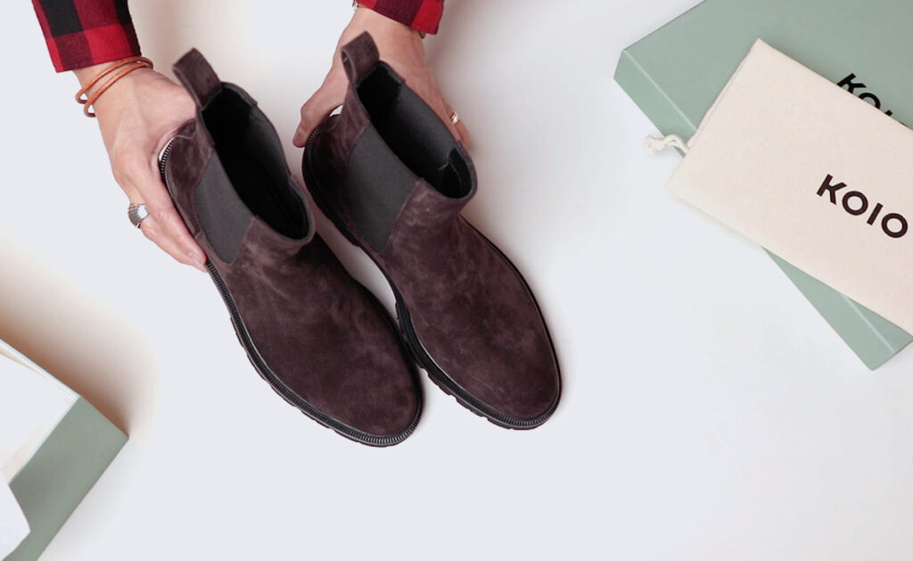 koio chelsea boots toe shape top down shot